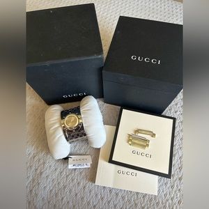 GUCCI TWIRL WATCH